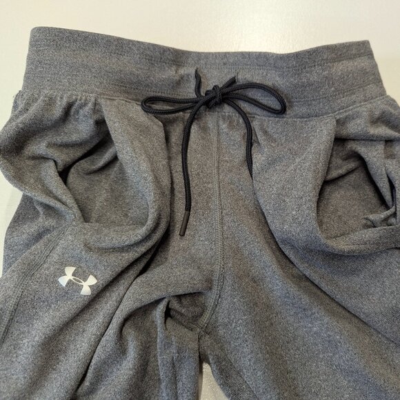 Under Armour Size XS Charcoal Gray Cropped Knit Pants - Picture 13 of 15